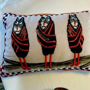 Mackenzie - Childs Hanging Bats or Cats. NEW